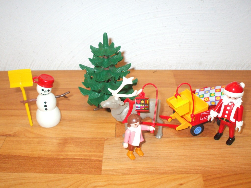 Playmobil-Strandkorb-mit-Familie